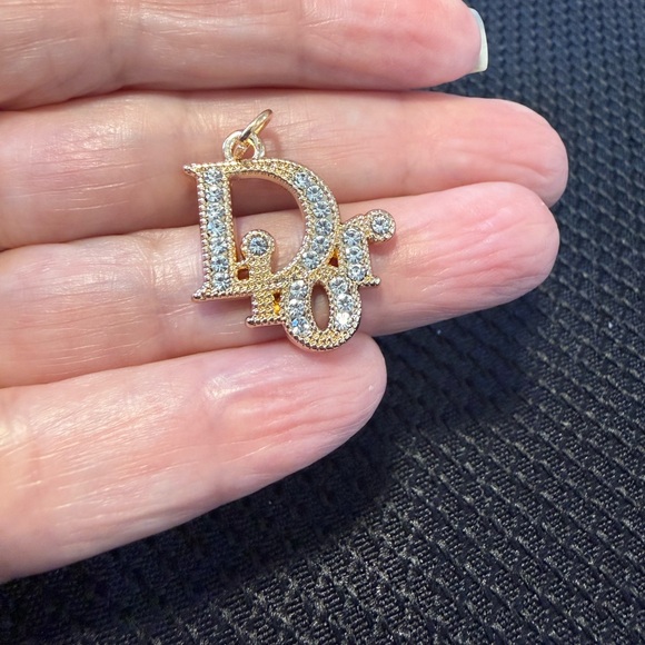 Dior Gold Toned Pearl Bag Charm Keychain - Picture 6 of 10